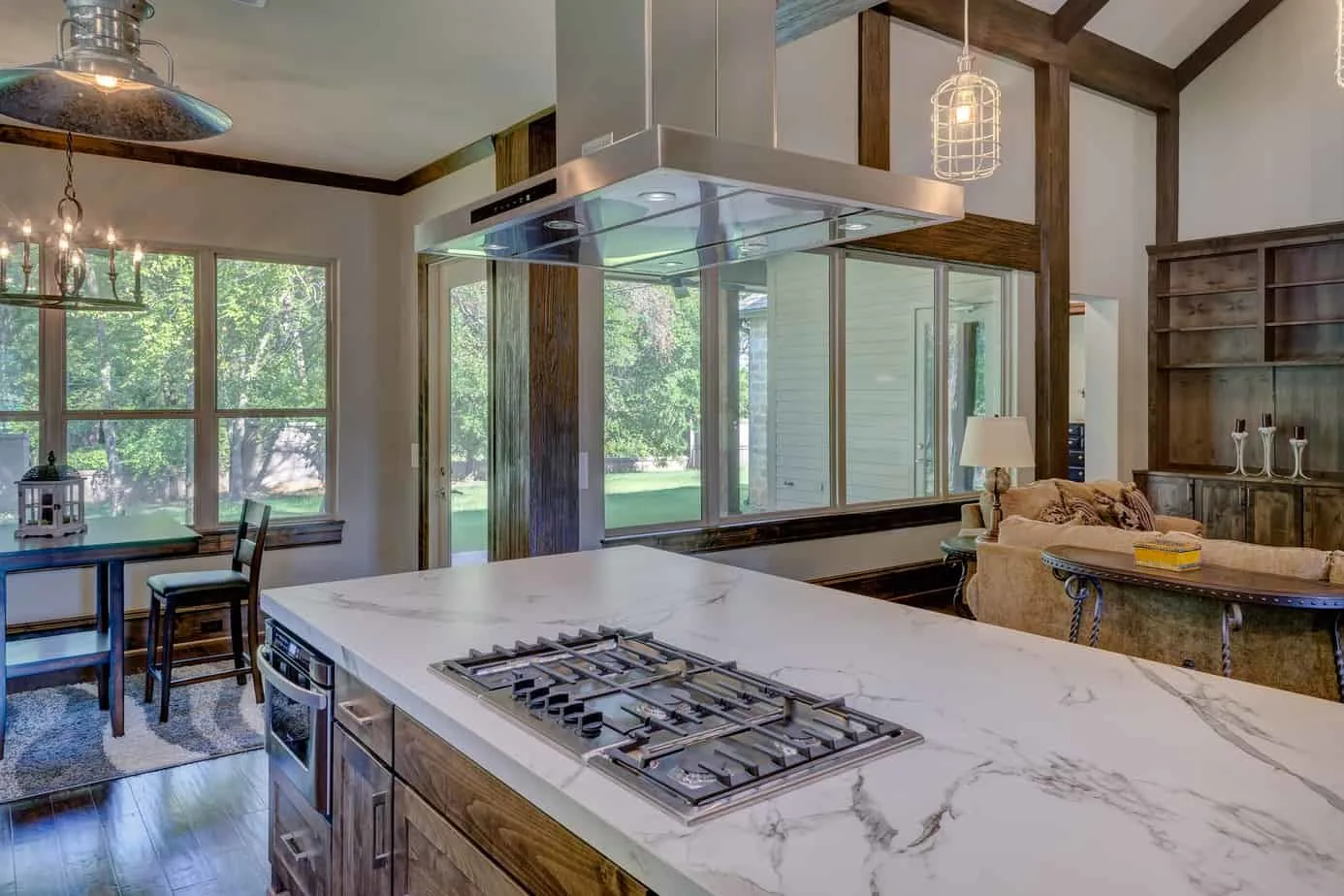 do kitchen islands add value