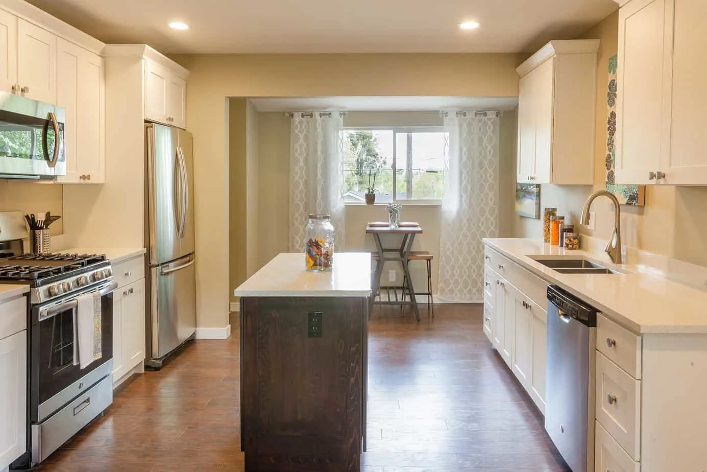 do kitchen islands have to be anchored