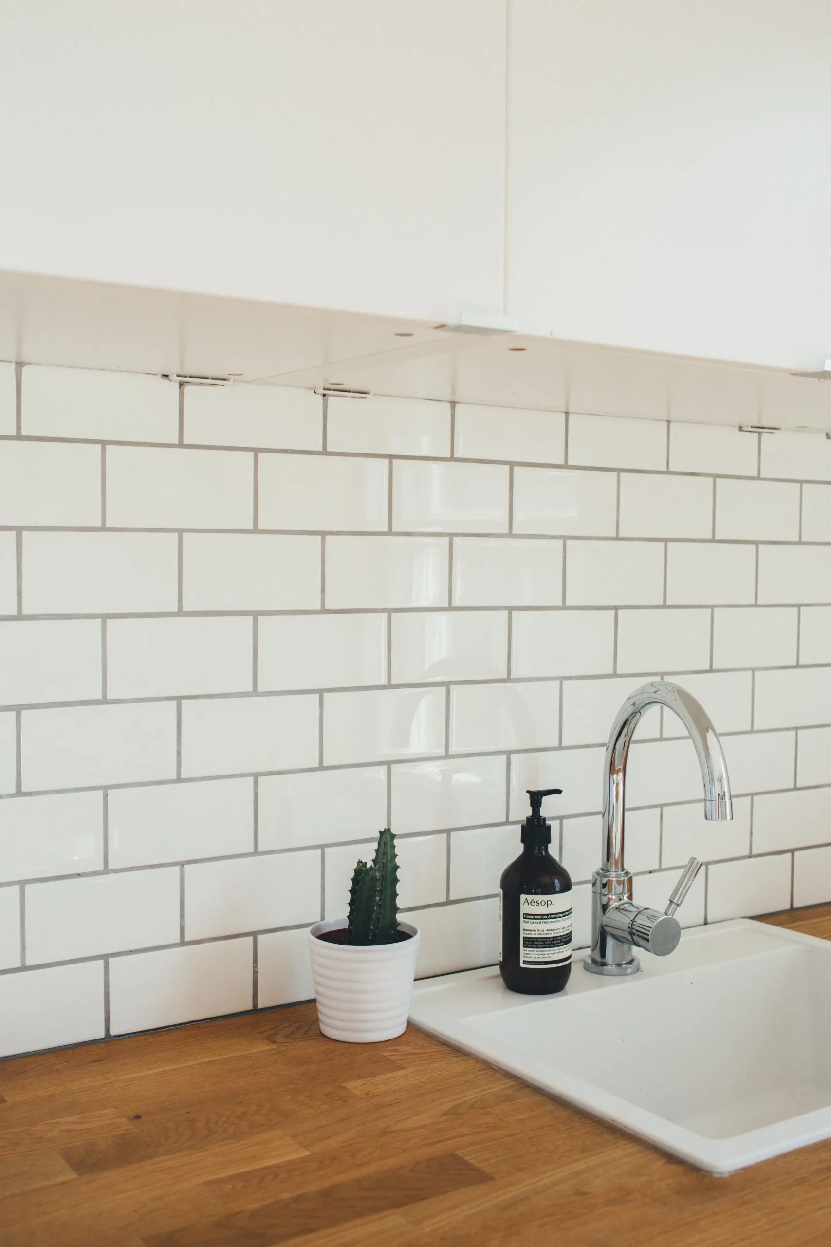 should kitchen grout be sealed