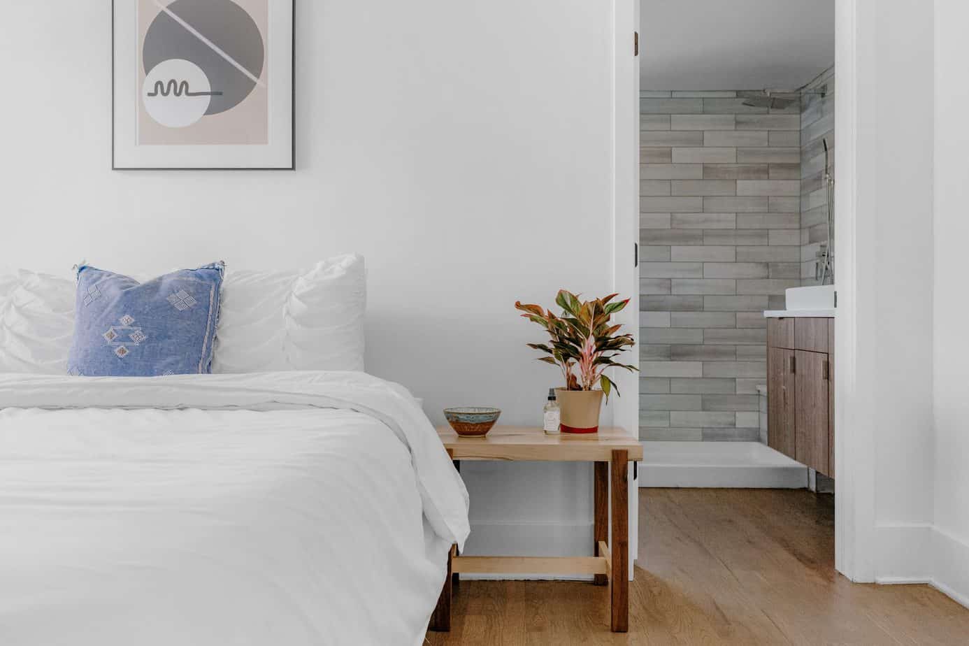Is Vinyl Flooring Good for Bedrooms