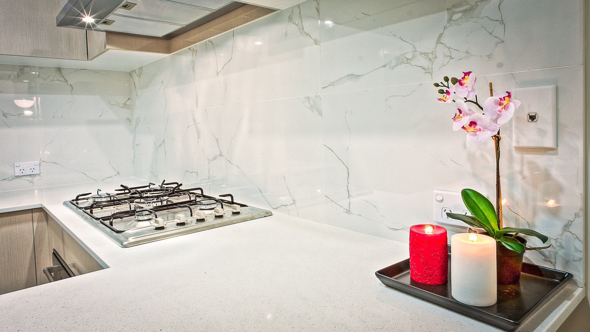 Do You Install Backsplash Before Countertop