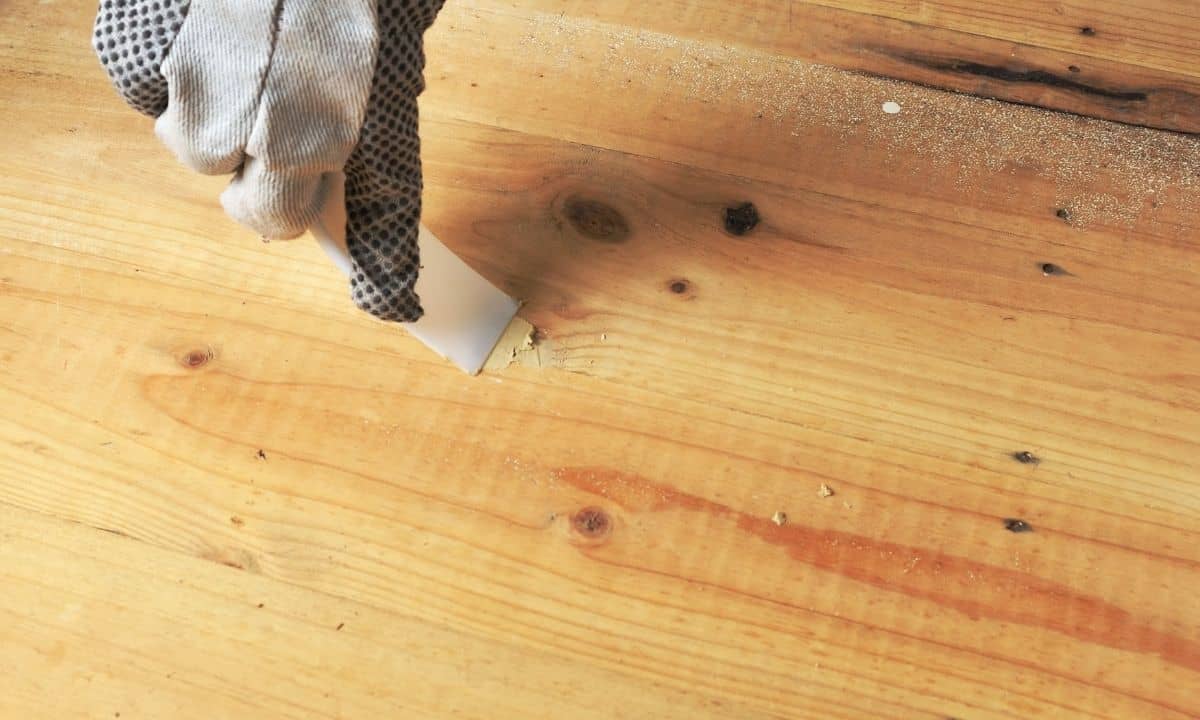 Can I Use Joint Compound Instead Of Wood Filler? Best Home Fixer