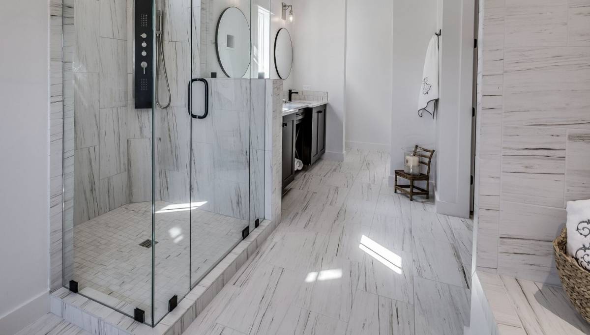 Guide to Shower Wall Material Options, Ideas & Practicality Best