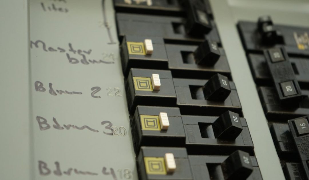 6 Reasons Why Electrical Outlet Isn’t Working And How To Fix It Best